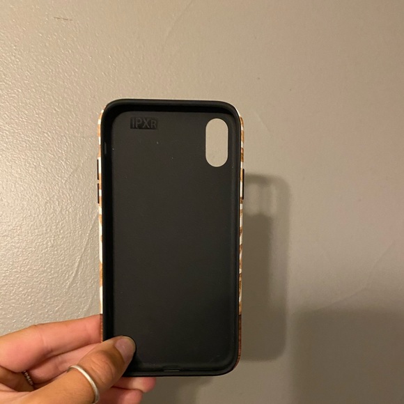IPhone XR case - Picture 2 of 2